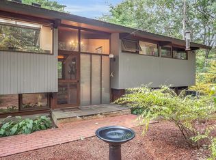 191 Heald Rd, Carlisle, MA 01741