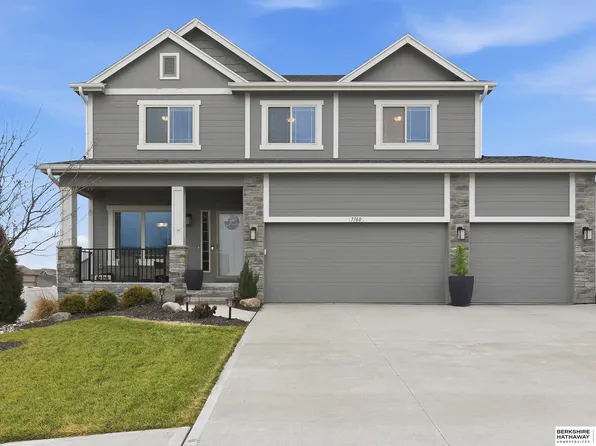 7160 N 165th St, Bennington, NE 68007