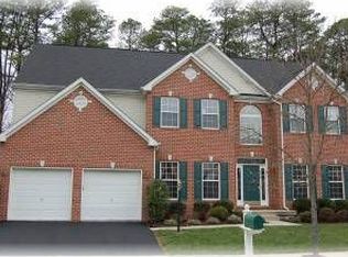 8210 Whitebark Ln, Severn, MD 21144