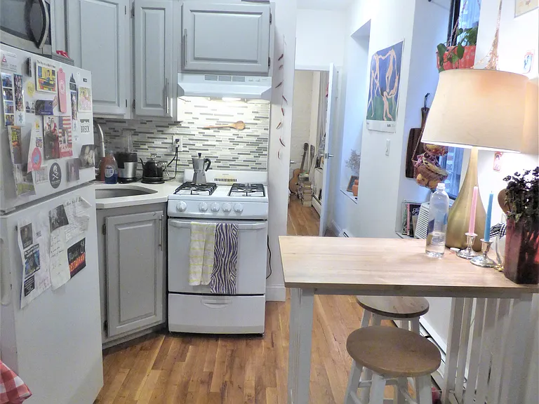 2 Clinton St #2W — Photo 8