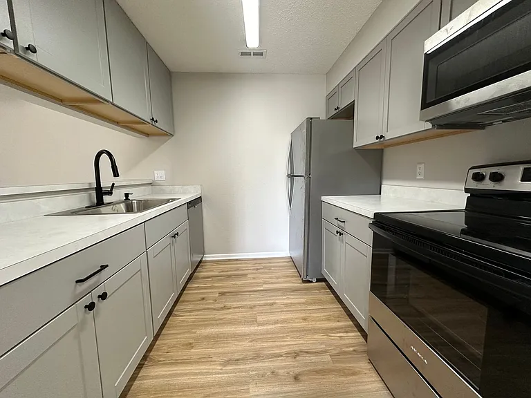 Park41 Apartments — Photo 17