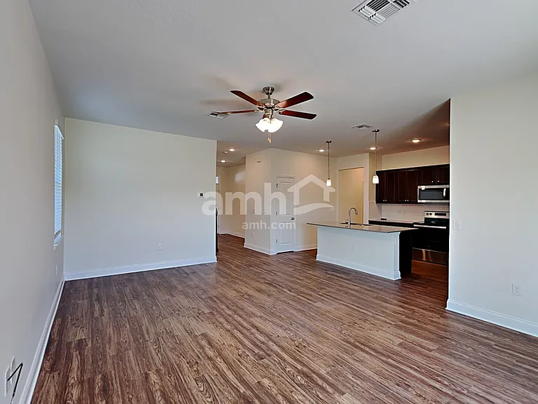 1026 Summer Stone Loop — Photo 4