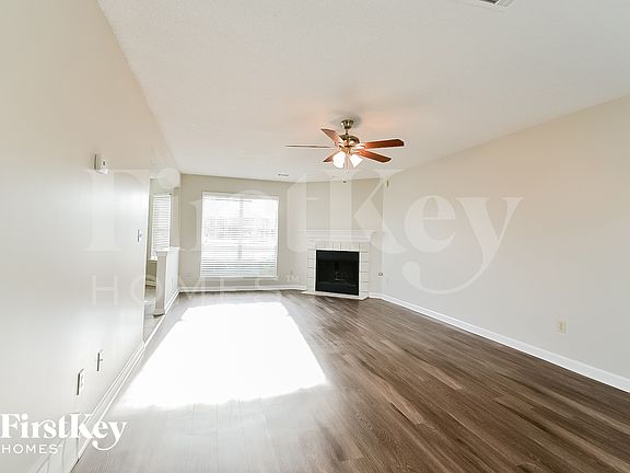 4th image of 4850 Phipps Dr