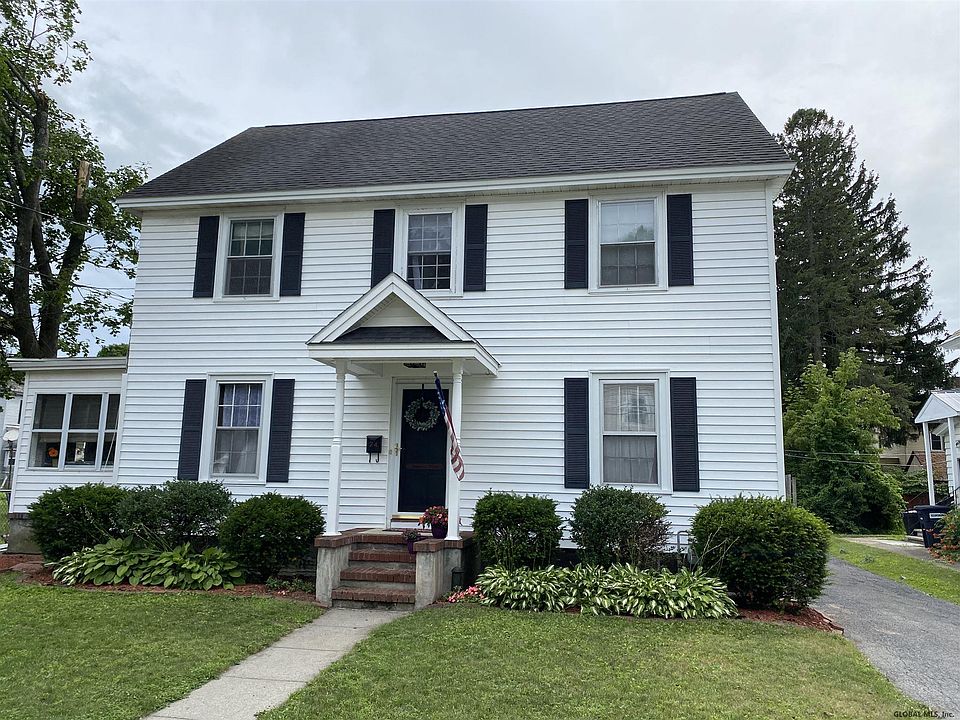 1st image of 74 Crandall St