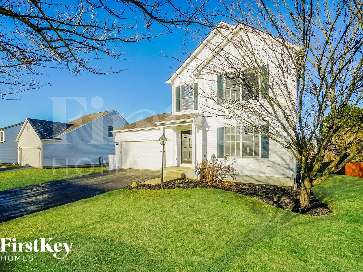 3 bed, 2.5 bath, 1730 sqft, $2,880 — Photo 2