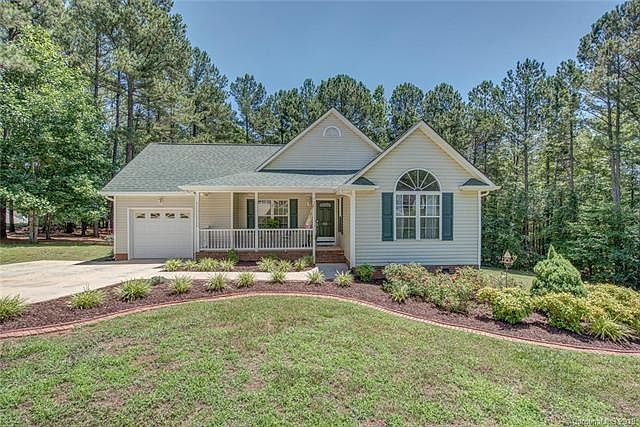 1st image of 515 Sara Ct