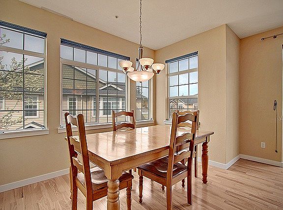 4th image of 1855 Trossachs Blvd SE Unit 906
