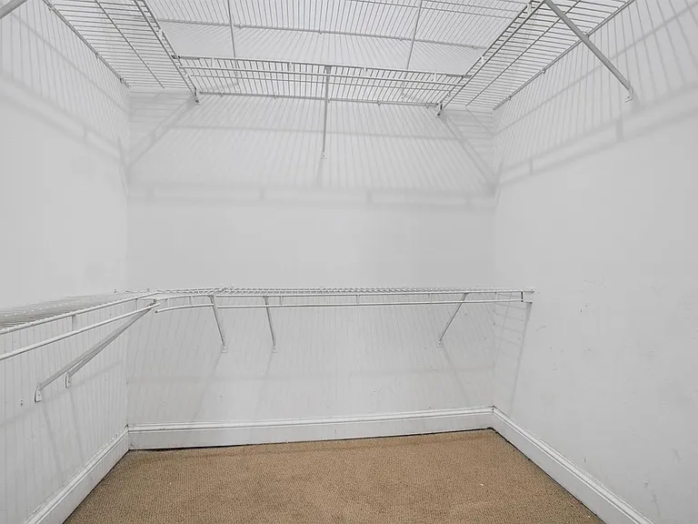 7640 Westwood Dr #411 — Photo 27