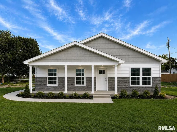 1101 E Boyton St, Marion, IL 62959