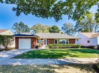 307 S Can Dota Ave, Mount Prospect, IL 60056