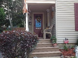 2nd image of 40 Van Buren St