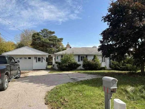 1961 S Lincoln St, Bay City, MI 48708