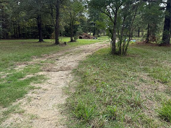 5th image of 3050 Barron Rd