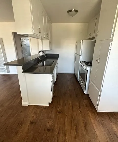 1014 Georgia St #203 — Photo 2