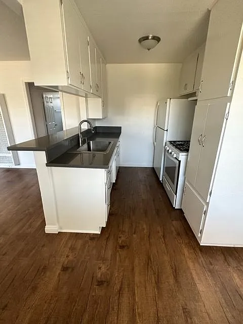 Building Photo - 1014 Georgia St #203