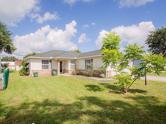 2nd image of 126 SE Ibis Way