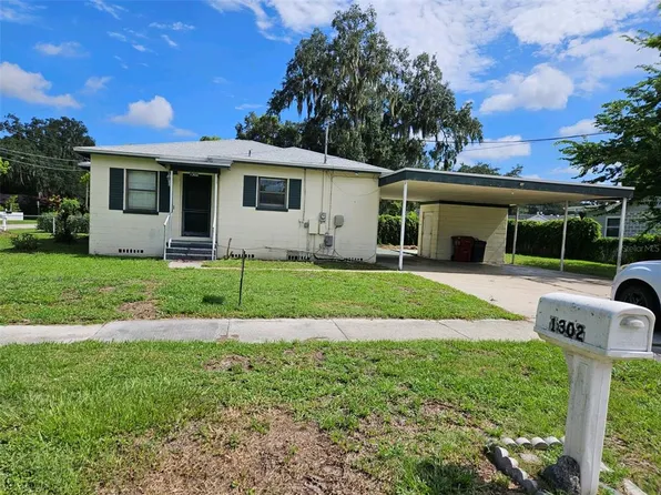 1302 E Tomlin St, Plant City, FL 33563