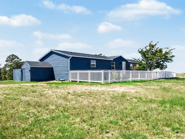 40945 Topaz Drive, Deer Trail, CO 80105