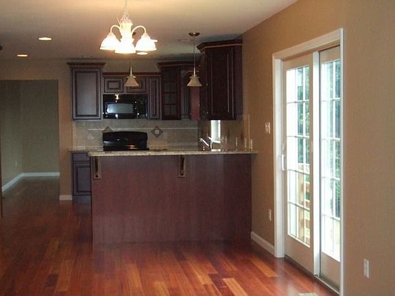 4th image of 1158 Lincoln Ave #L-12
