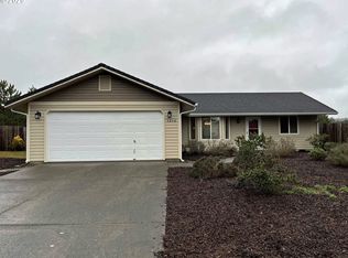 1410 Yew St, Florence, OR 97439