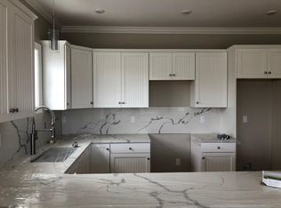 116-2L Holland St, Somerville, MA 02144