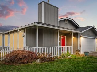 640 Malabar Dr, Central Point, OR 97502