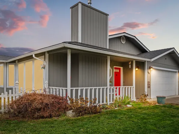 640 Malabar Dr, Central Point, OR 97502