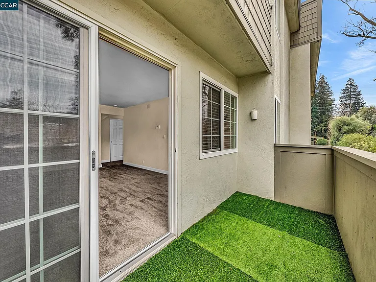 1812 Cole Ave #4 — Photo 37