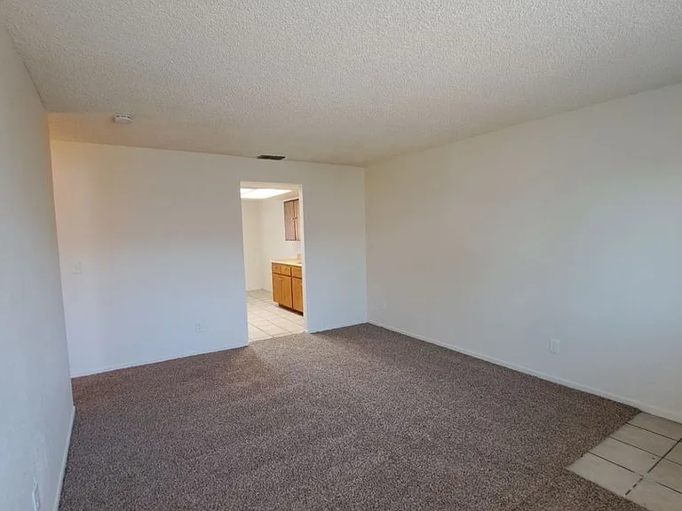 4845 E. Lane Ave. — Photo 17