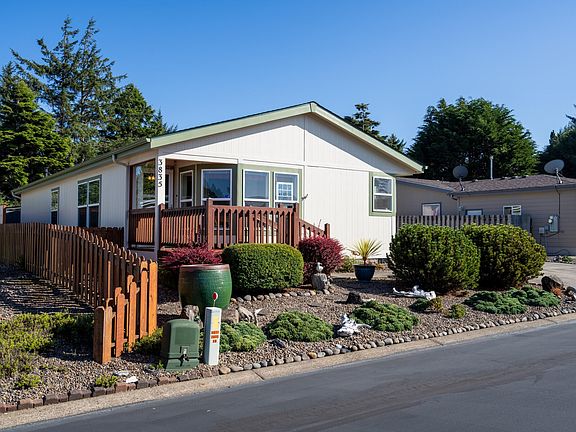 2nd image of 3835 Summit Ridge Cir