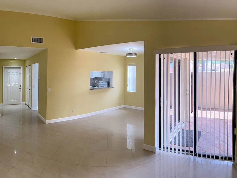 Living / Dining