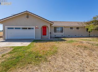 9556 Niemann Ave, Elk Grove, CA 95624