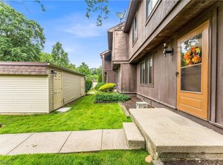 10184 Spinnaker Run, Aurora, OH 44202