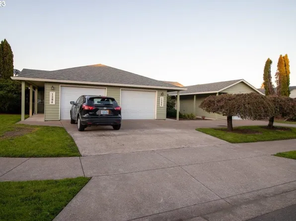 1284 Bramblewood Ln, Eugene, OR 97404