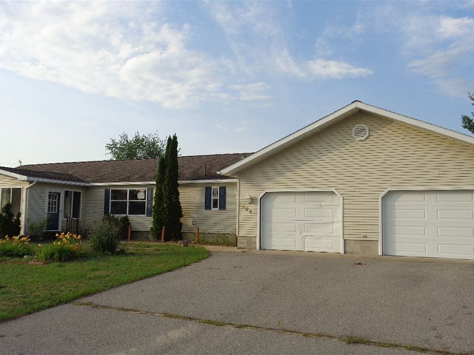 1st image of 904 Quail Dr SW