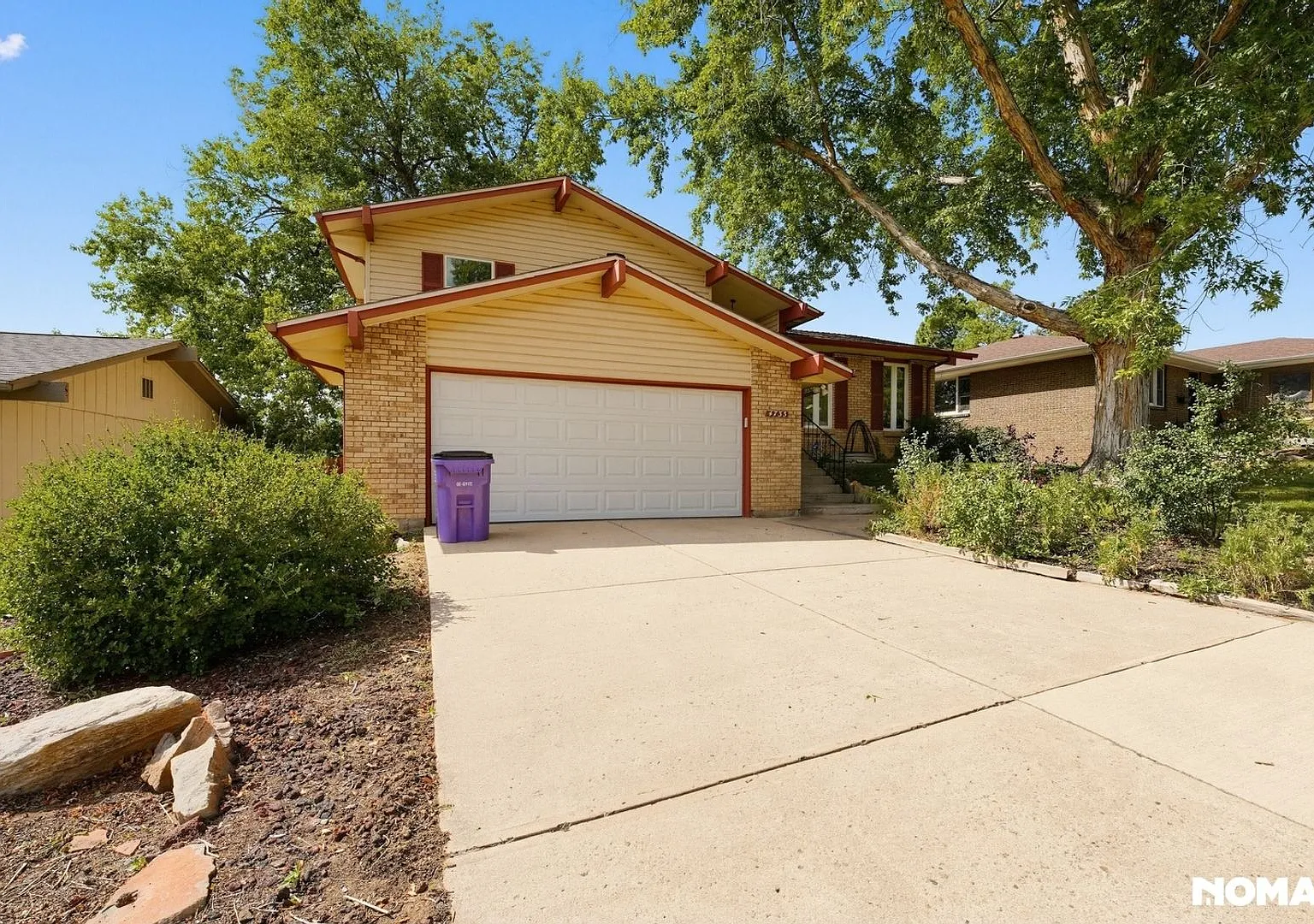 Charming 3BR House in Denver — Photo 2
