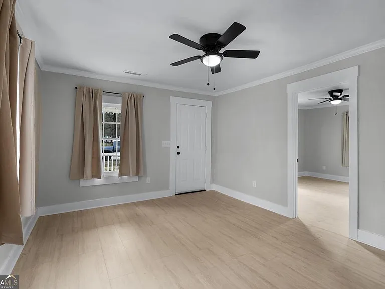 1214 Cave Spring Rd SW — Photo 9