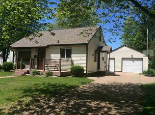 905 8th St, Mosinee, WI 54455