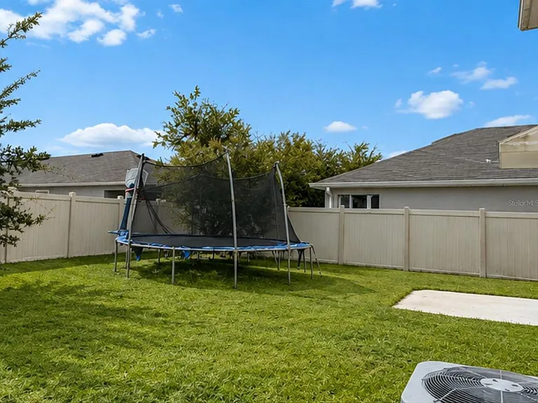 32649 Pez Landing Ln — Photo 19