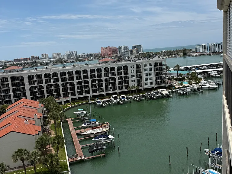 255 Dolphin Point #Penthouse 2 — Photo 14