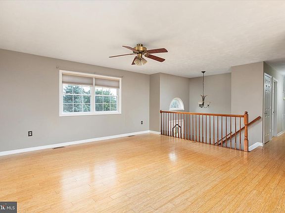 5th image of 312 Southern Dr