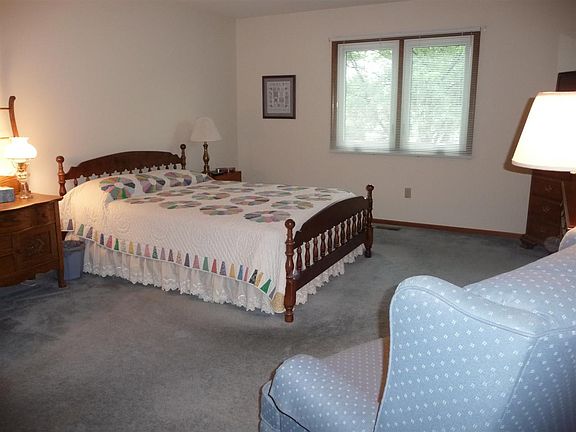 5th image of 2525 Knollridge Dr
