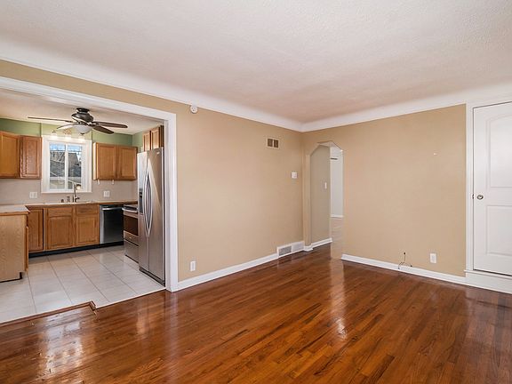 5th image of 1816 Dallas Ave