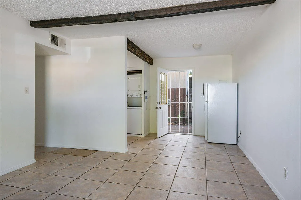 1 bed, 552 sqft, $1,750 — Photo 1