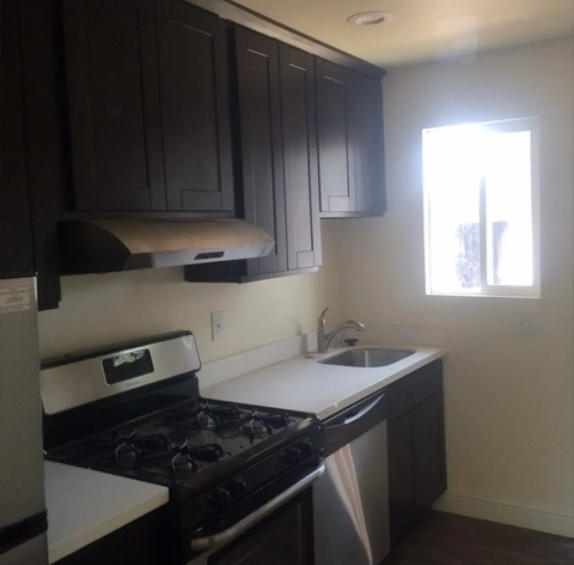 1 bed, 400 sqft, $1,800 — Photo 2