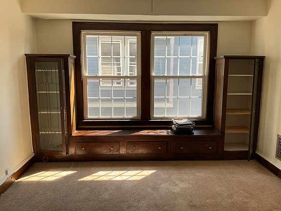 3rd image of 1416 Elmwood Ave