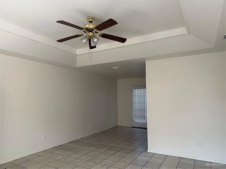 2209 Umbel St #C — Photo 2