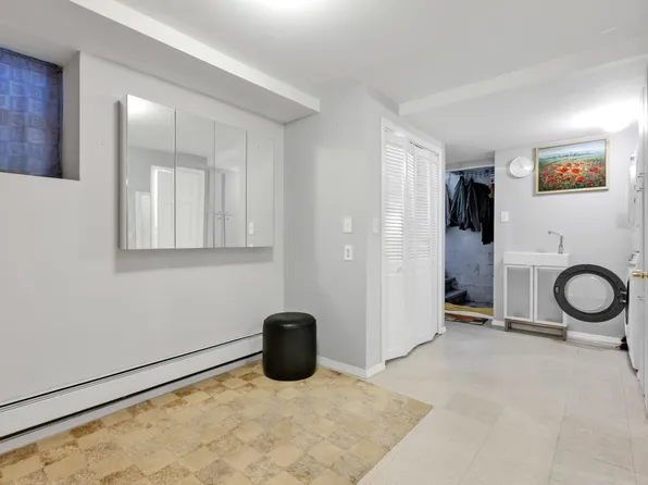 82 West End Avenue image 36 of 54