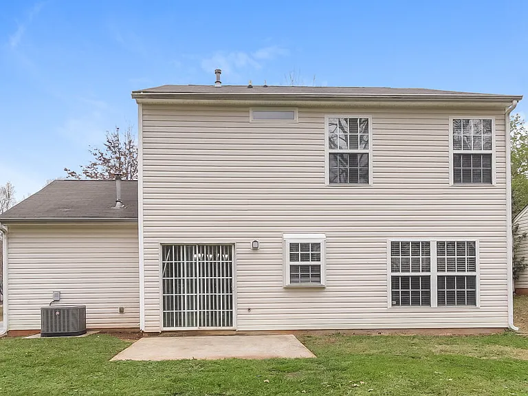 211 Winding Canyon Dr — Photo 17