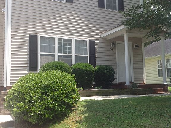5th image of 36 Yorkfield Ct